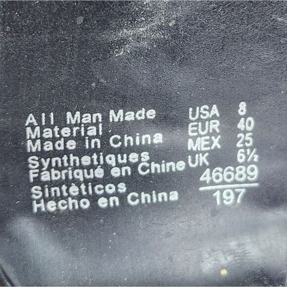 🐞Predictions Black Patent Leather Closed Toe Heels Size 8 - Picture 7 of 7